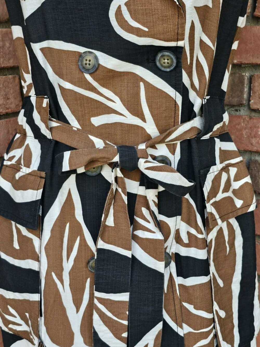 Who What Wear Brand Double-Breasted Sleeveless Top Vest. Black Brown White Small - Picture 5 of 15